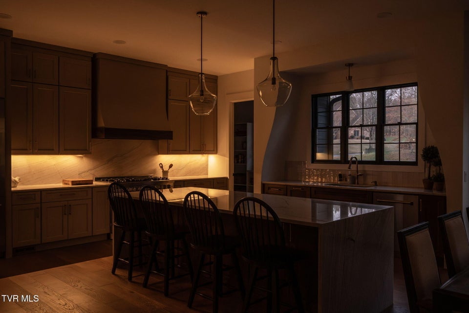 Photo #7: 302 Huntington Way