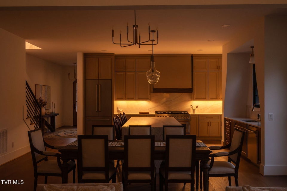 Photo #6: 302 Huntington Way