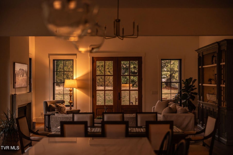 Photo #4: 302 Huntington Way