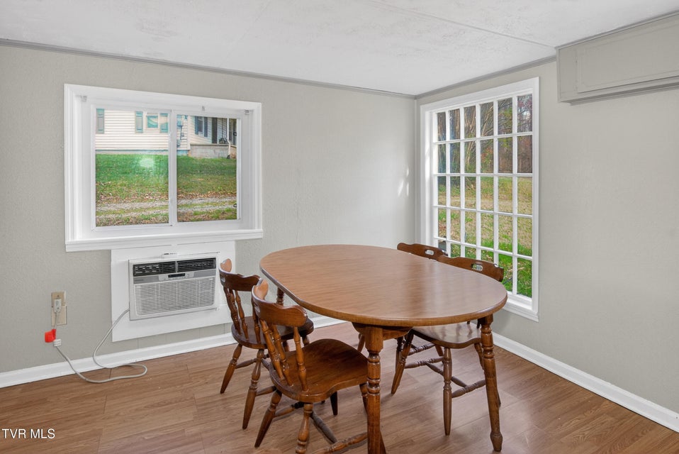 Photo #16: 1140 Irish Street