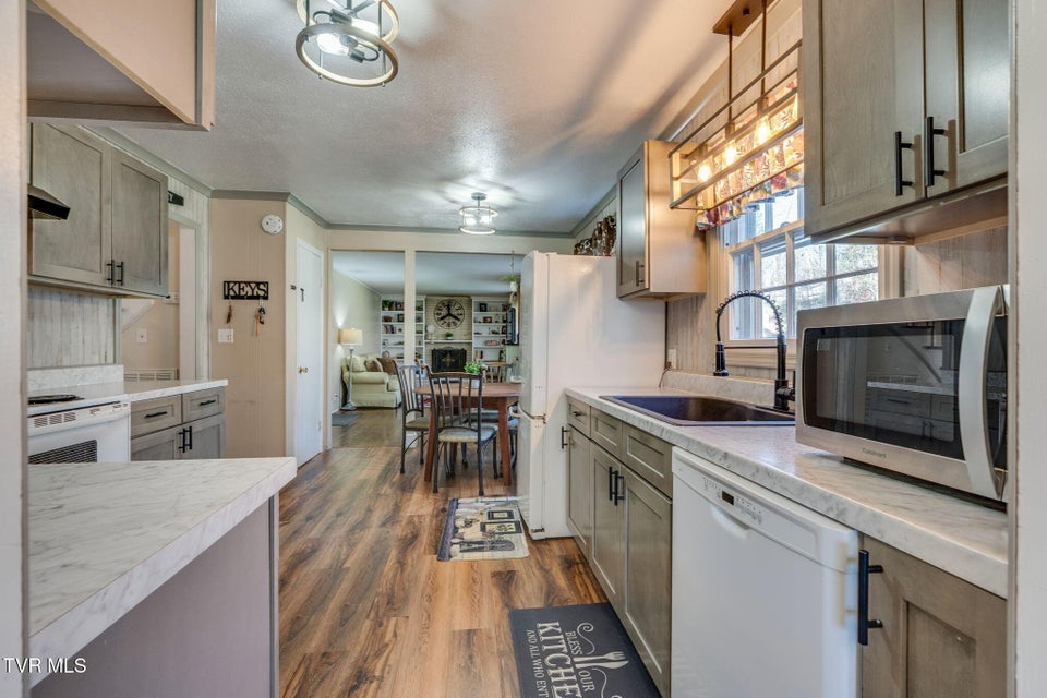 Photo #8: 5636 Apache Drive