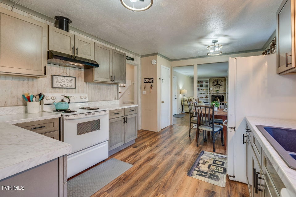 Photo #9: 5636 Apache Drive