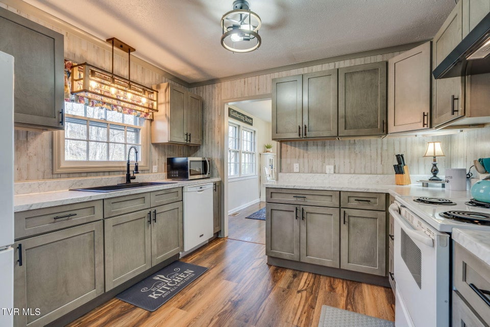 Photo #11: 5636 Apache Drive