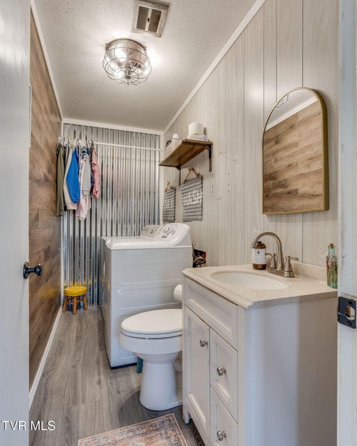 Photo #16: 5636 Apache Drive