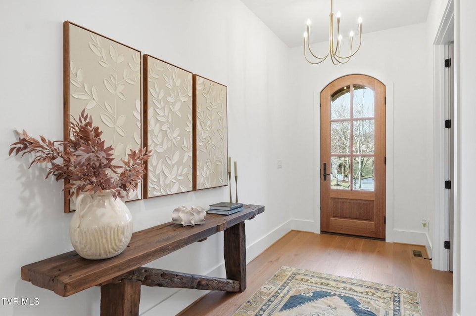 Photo #33: 302 Huntington Way