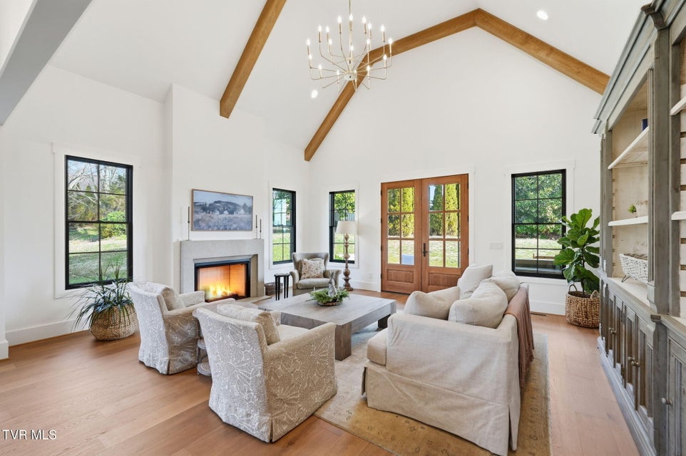 Photo #45: 302 Huntington Way