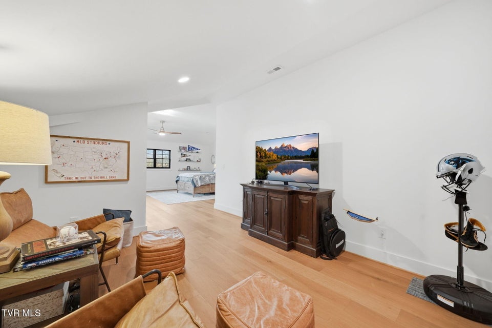 Photo #82: 302 Huntington Way