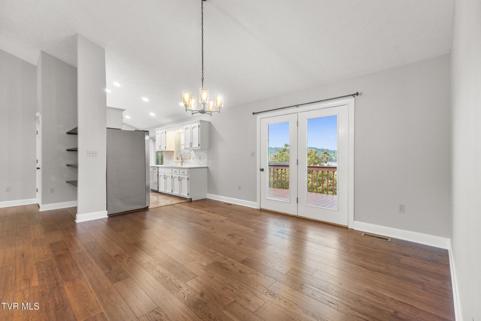 Photo #16: 4801 Harbor Drive