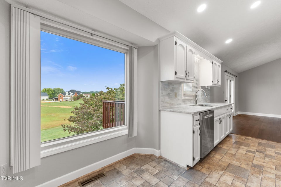 Photo #21: 4801 Harbor Drive