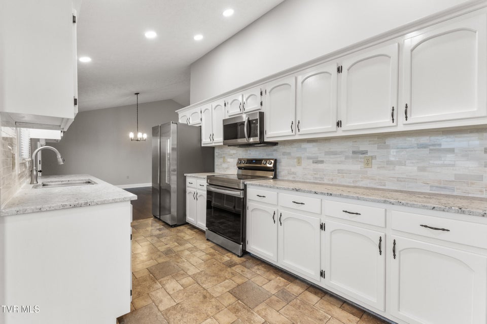 Photo #22: 4801 Harbor Drive