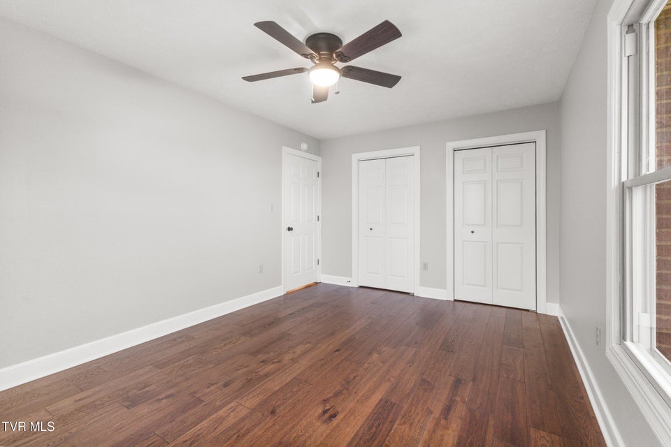 Photo #33: 4801 Harbor Drive