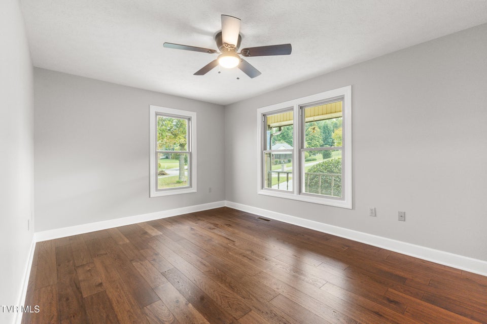 Photo #35: 4801 Harbor Drive