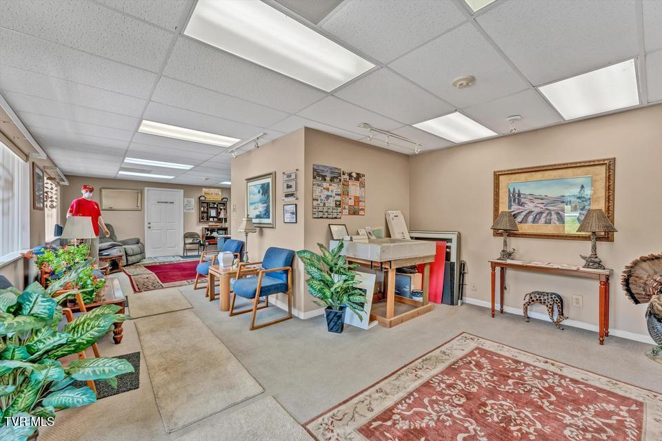 Photo #6: 122 Circle Drive