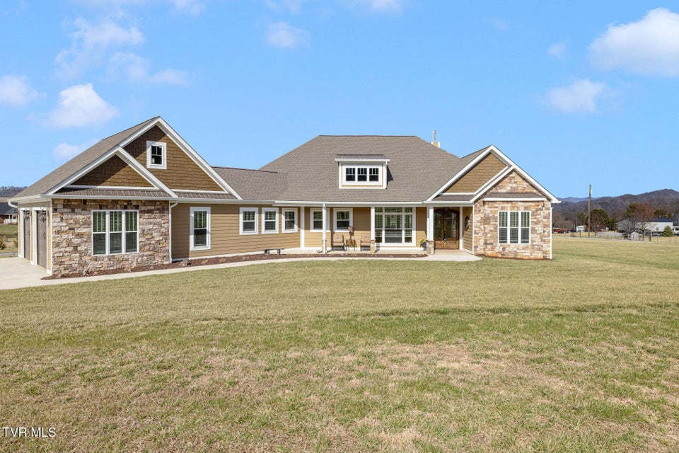 Photo #7: 132 Hamilton Road