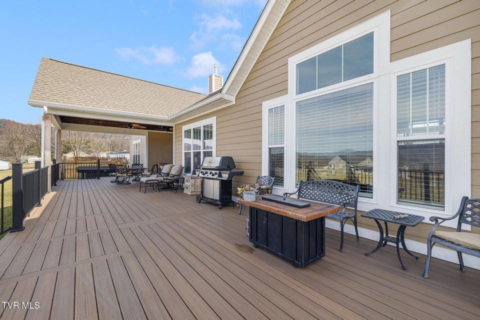 Photo #10: 132 Hamilton Road