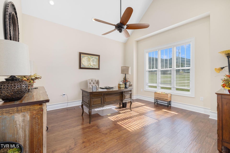 Photo #33: 132 Hamilton Road