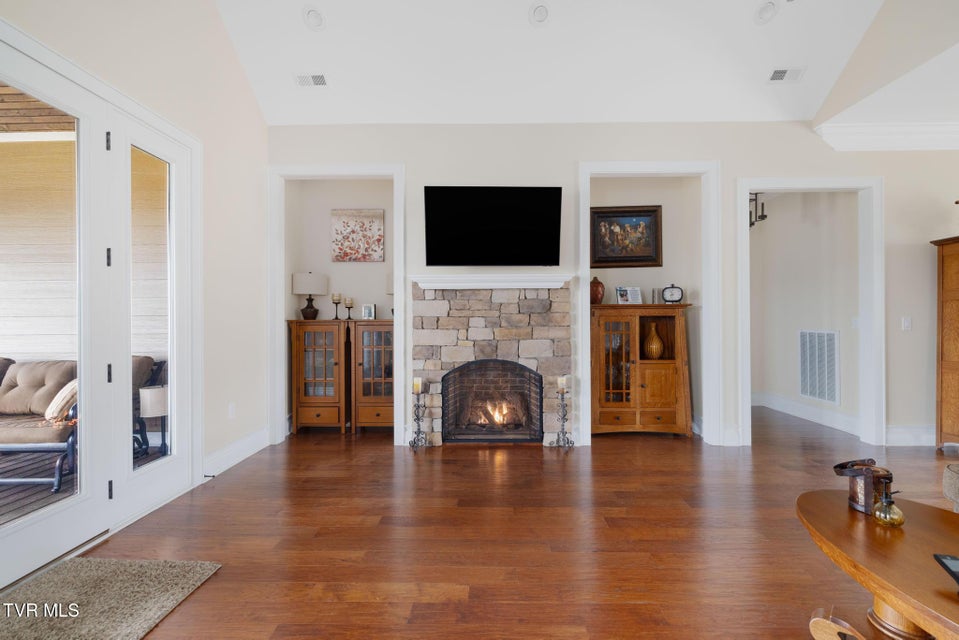 Photo #48: 132 Hamilton Road