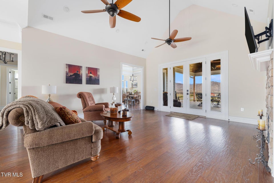 Photo #50: 132 Hamilton Road