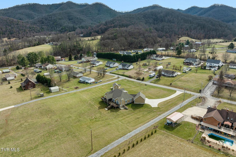 Photo #62: 132 Hamilton Road