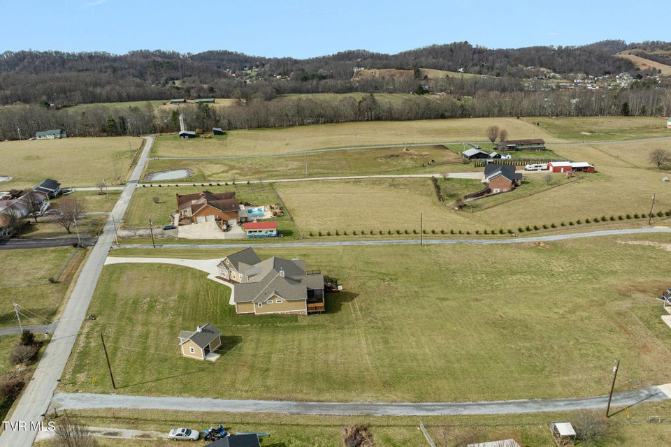 Photo #66: 132 Hamilton Road