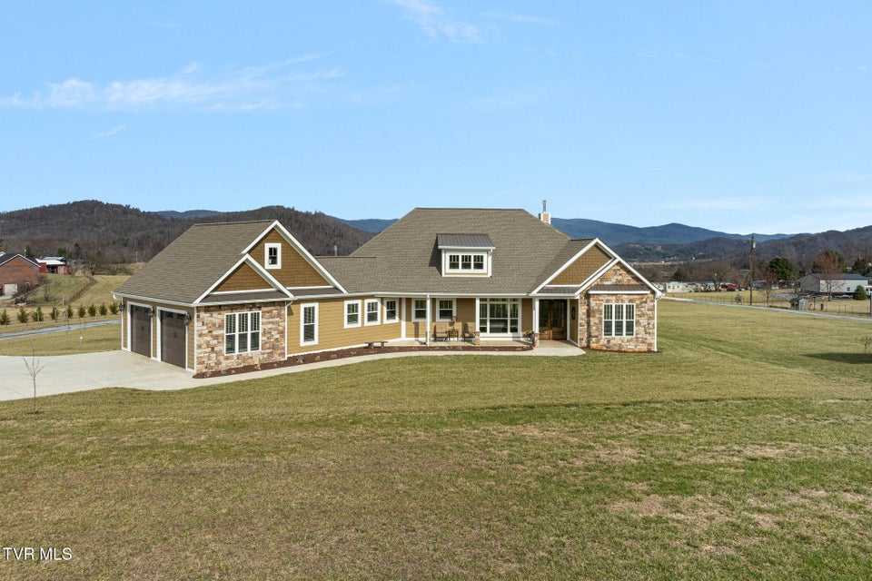 Photo #76: 132 Hamilton Road