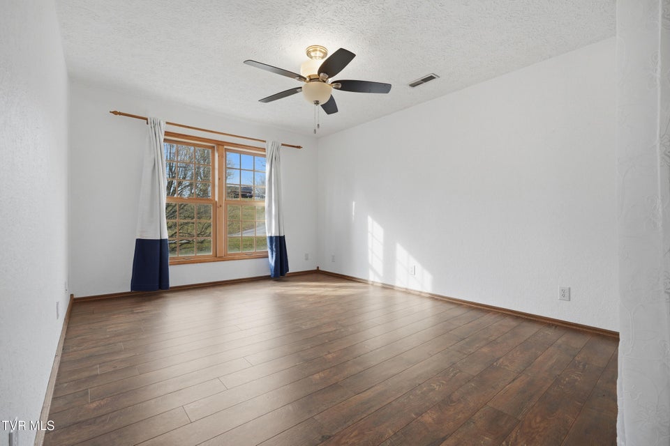 Photo #39: 11515 Frederick Road