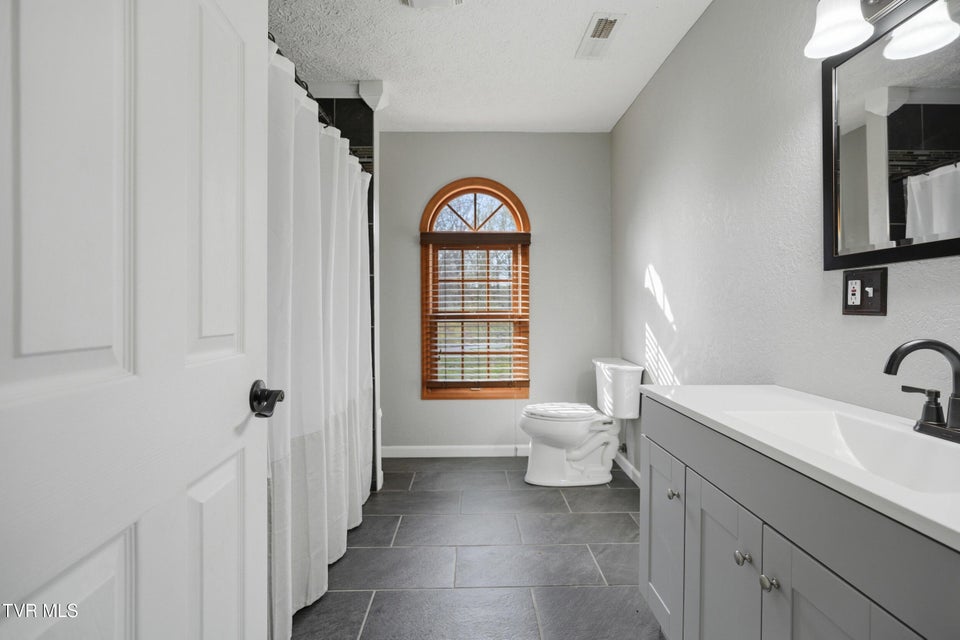 Photo #36: 11515 Frederick Road