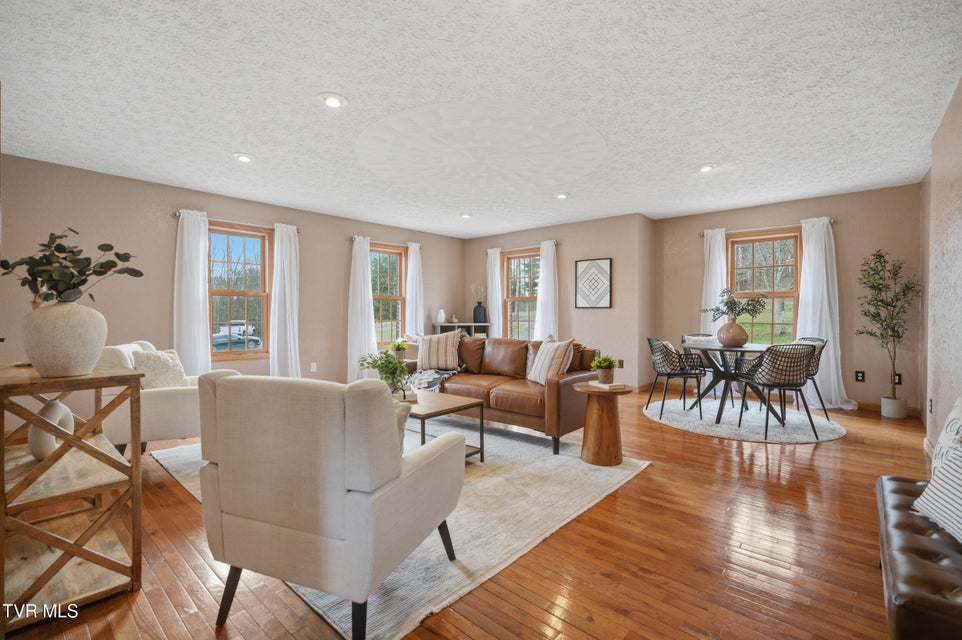 Photo #19: 11515 Frederick Road