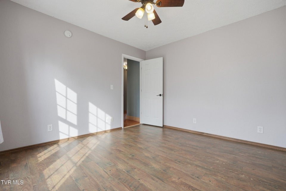 Photo #46: 11515 Frederick Road