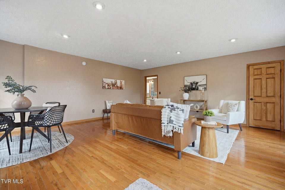 Photo #20: 11515 Frederick Road