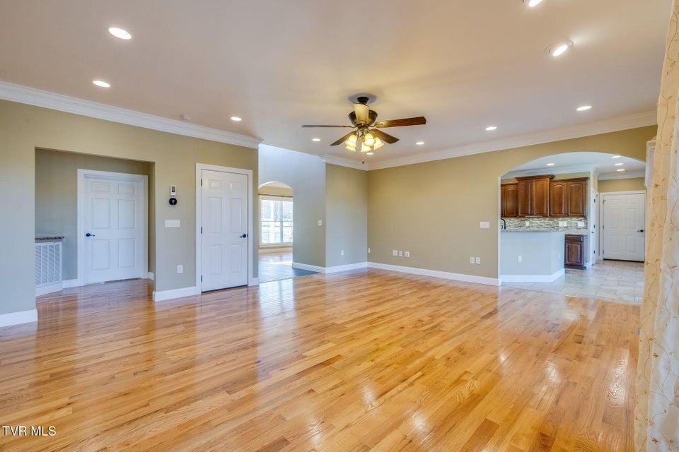 Photo #10: 140 Sugarcane Lane