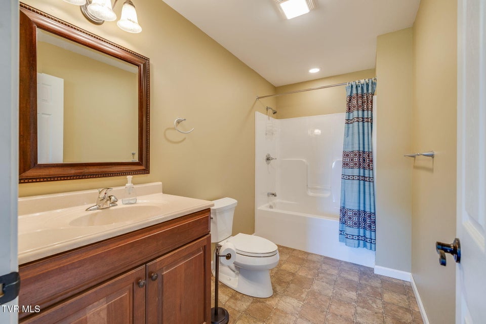 Photo #60: 140 Sugarcane Lane