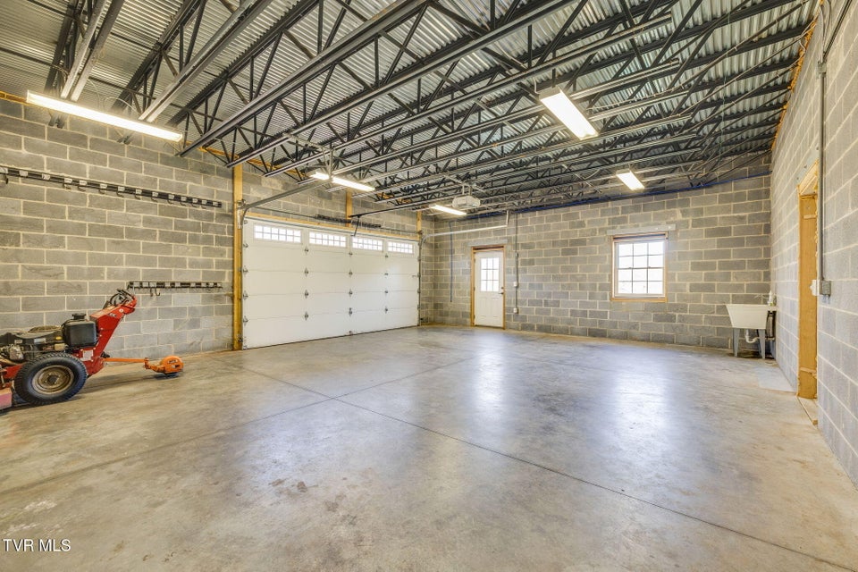 Photo #63: 140 Sugarcane Lane