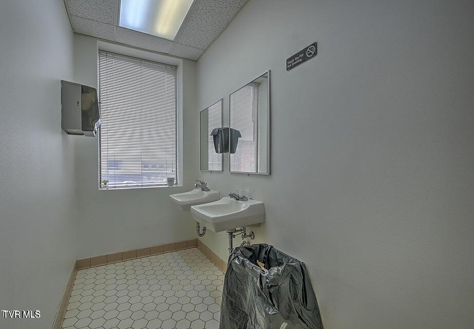 Photo #9: 245 New Street