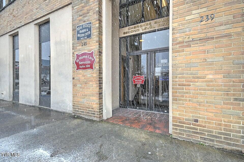 Photo #12: 245 New Street