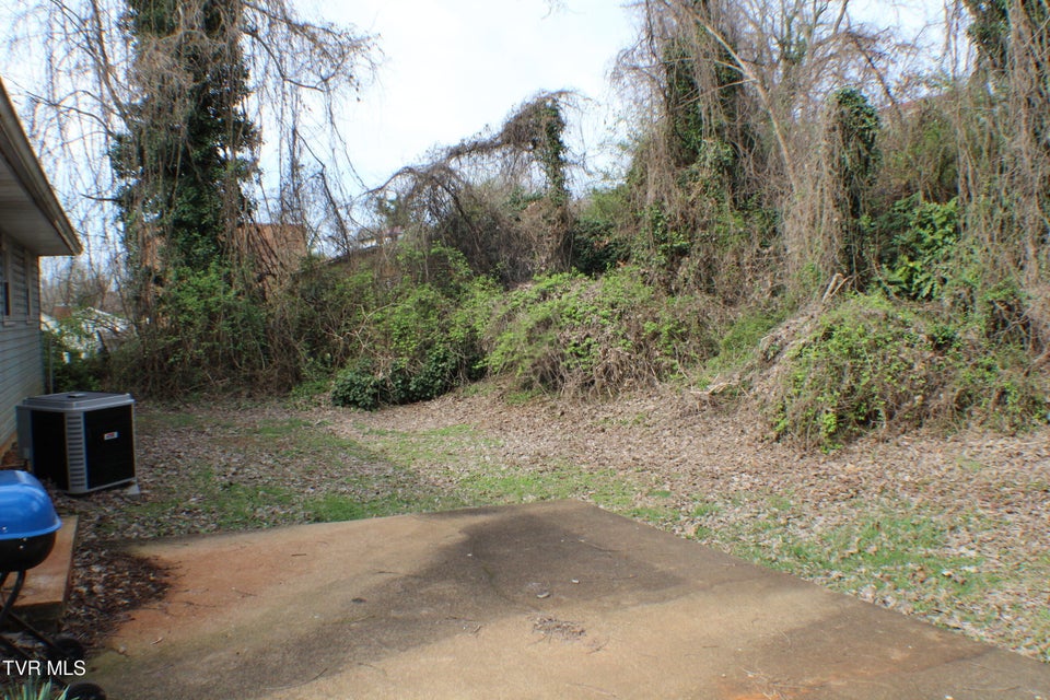 Photo #25: 3988 Memorial Boulevard