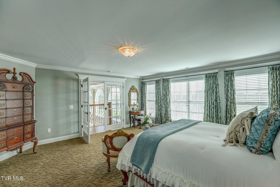 Photo #31: 2644 Highway 81 