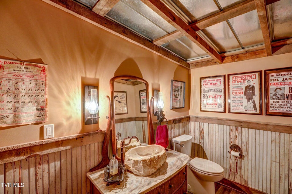 Photo #39: 2644 Highway 81 