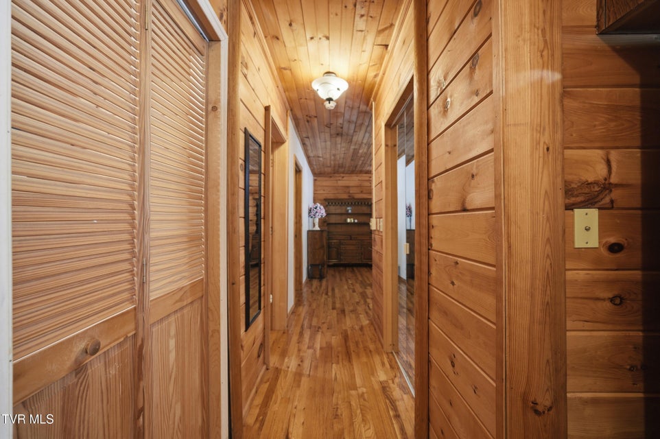 Photo #8: 1505 Williams Hollow Road