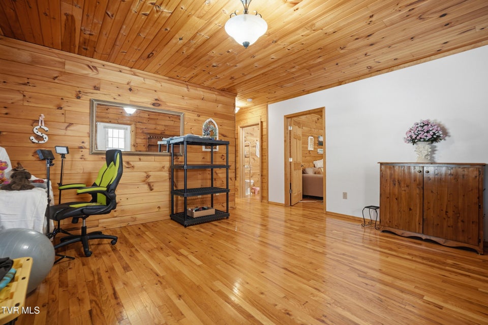 Photo #42: 1505 Williams Hollow Road