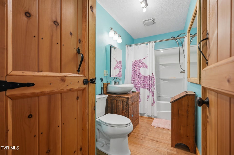 Photo #66: 1505 Williams Hollow Road