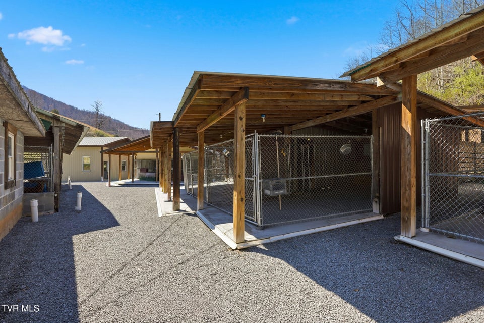 Photo #73: 1505 Williams Hollow Road