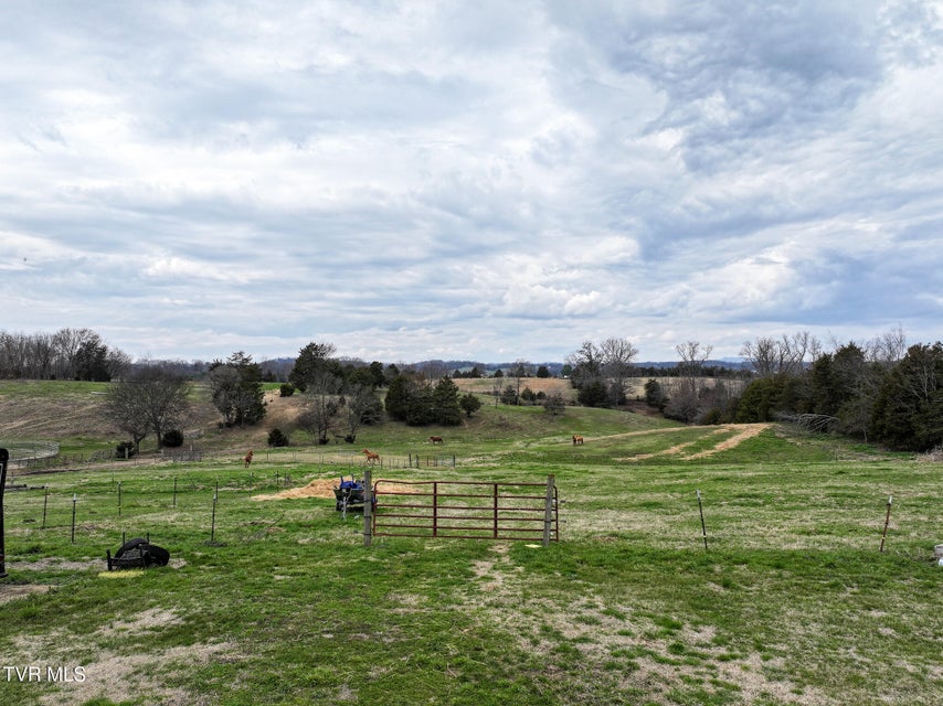 Photo #23: 34-37 Culver Road