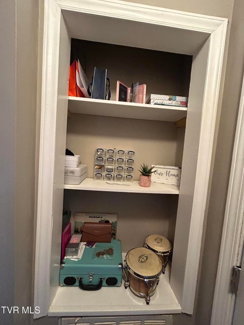 Photo #7: 257 Lynn Road