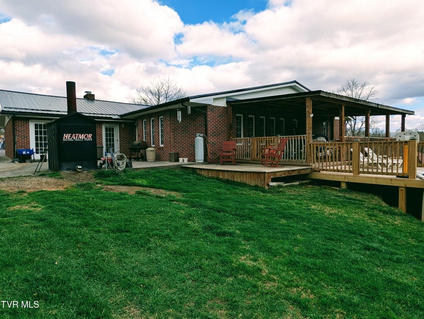 Photo #17: 246 The New Road