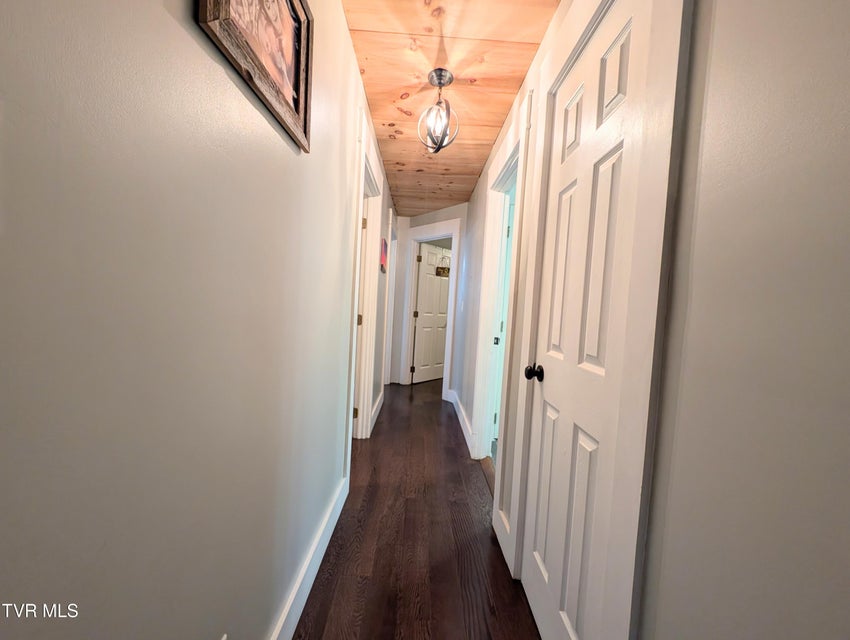 Photo #42: 246 The New Road