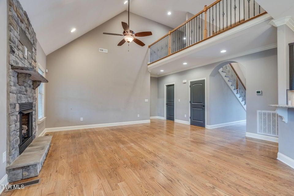 Photo #11: 1276 Savin Falls