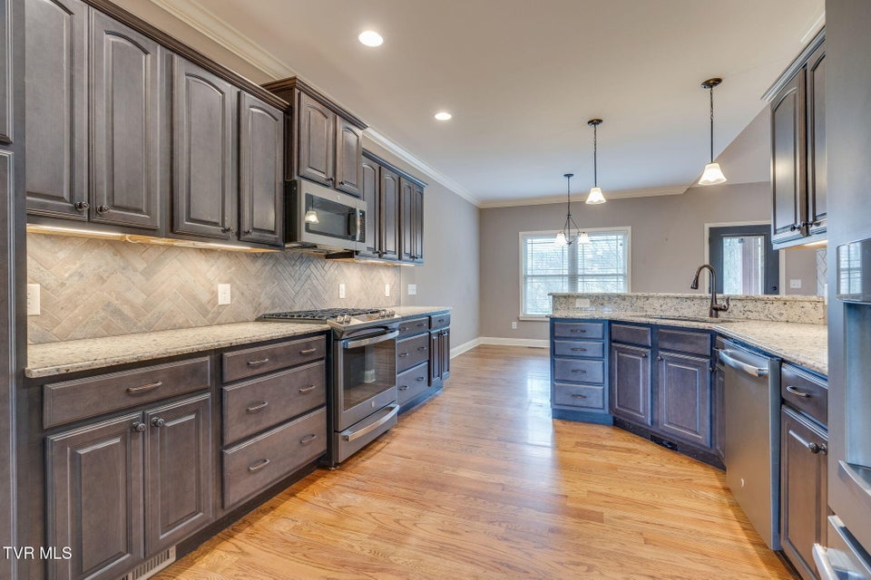 Photo #15: 1276 Savin Falls