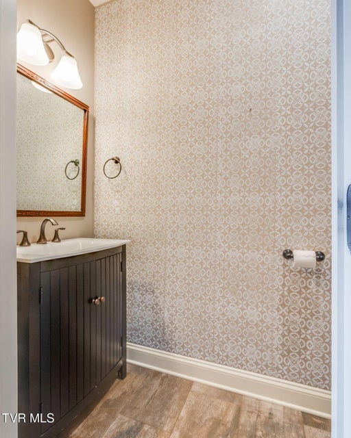 Photo #16: 1276 Savin Falls