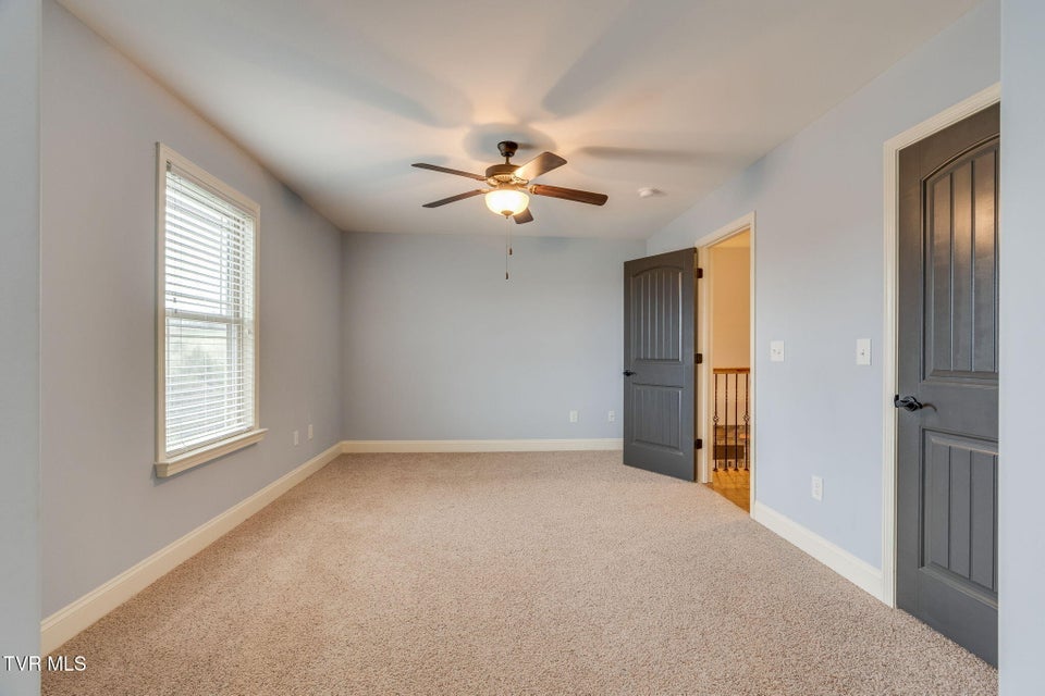 Photo #29: 1276 Savin Falls